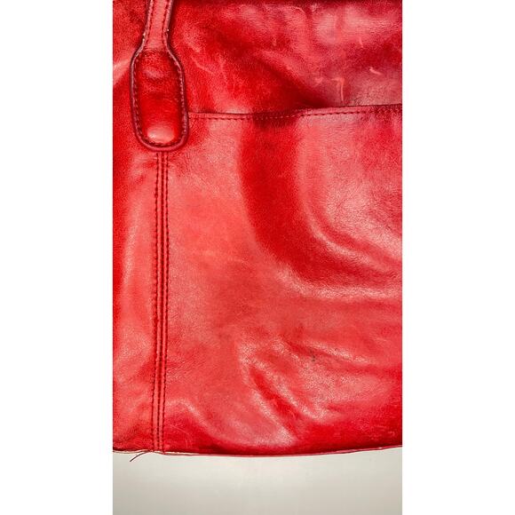 HOBO international Kole leather bag in berry red - Picture 6 of 6